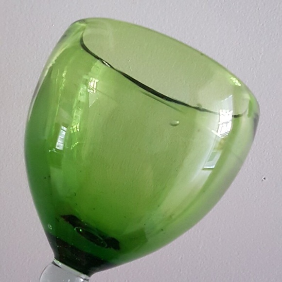 Set of 3 Green Blown Glass Wine Glasses 12 oz Green Glass Cup Clear Stem - Picture 4 of 9